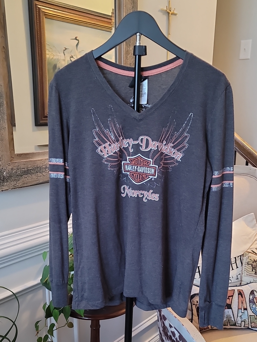 Harley-Davidson Logo Patch Women's XL Long Sleeve Tee W/Thumbholes,